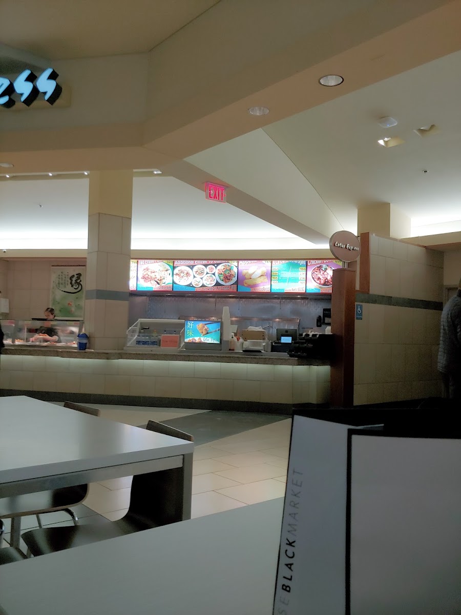 Yeung's Lotus Express Photos 2